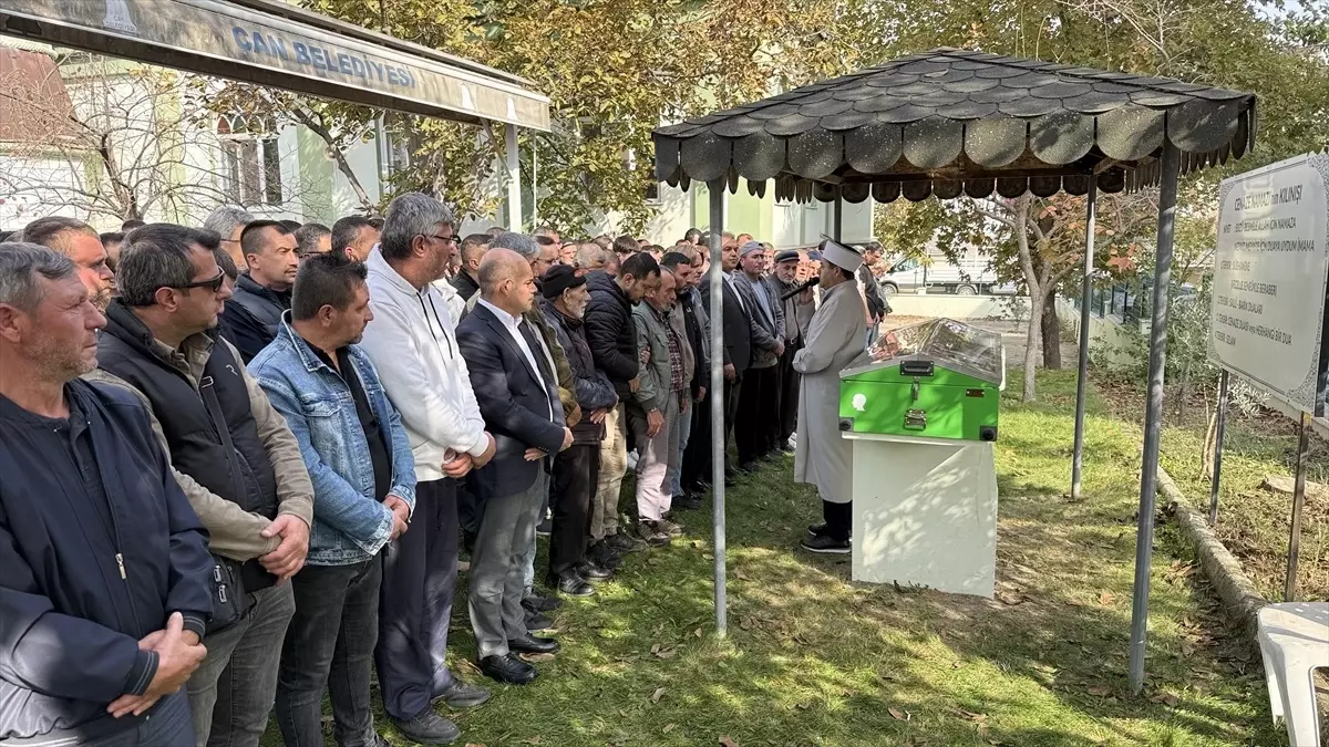 Kömür İşletmesindeki İş Kazasında Hayatını Kaybeden İşçi Toprağa Verildi