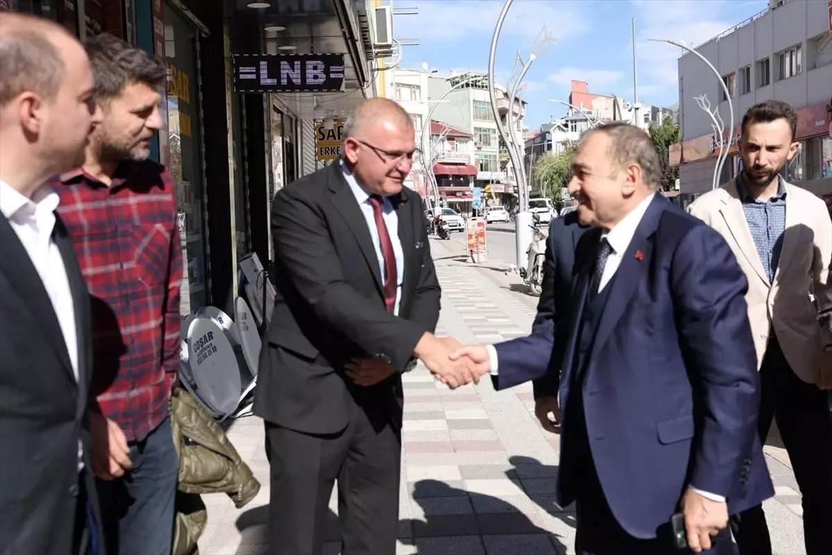 Cumhurbaşkanlığı Temsilcisi Veysel Eroğlu Sandıklı'da AK Parti Teşkilatıyla Buluştu