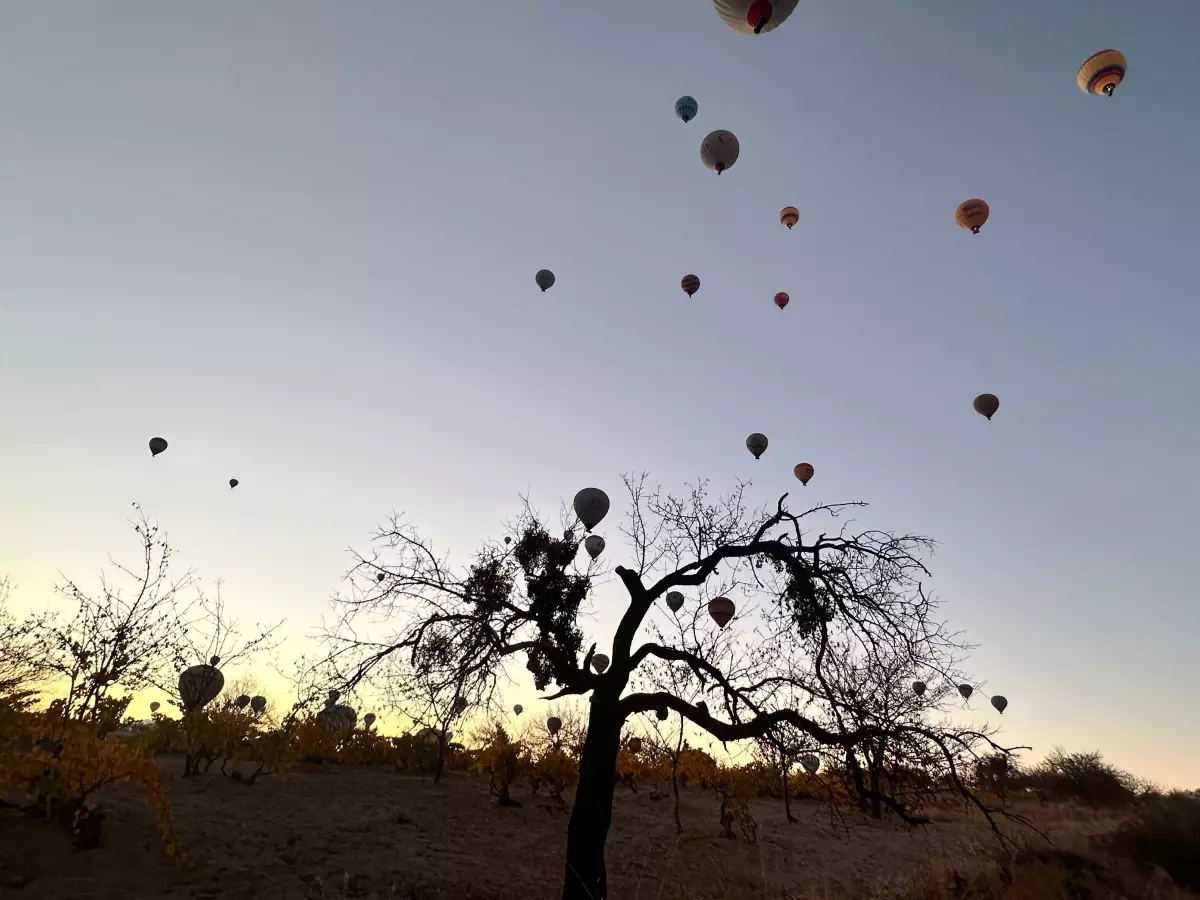Kapadokya'nın Sonbahar Güzelliği Ziyaretçileri Büyülüyor