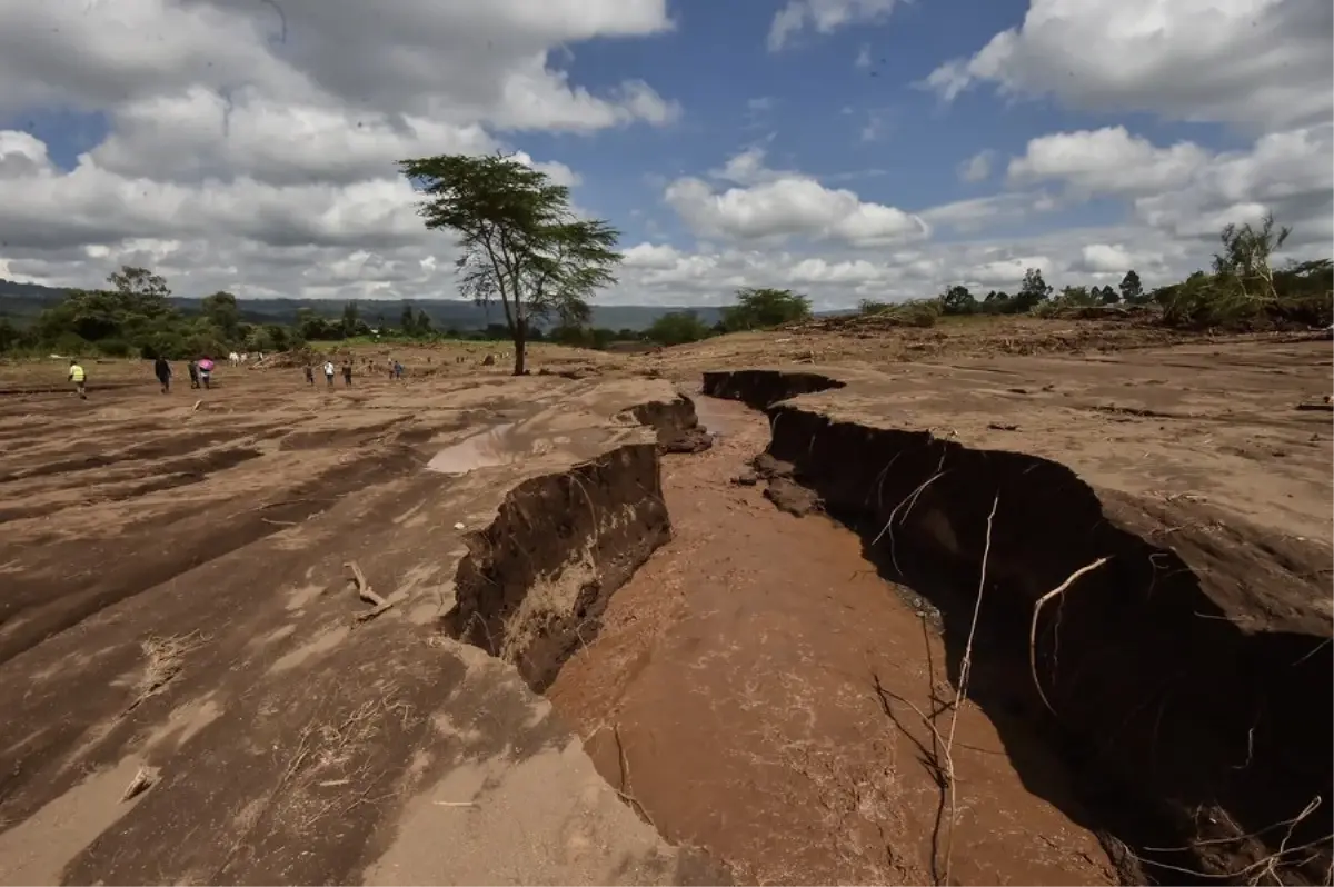 Kenya'da toprak kayması: 21 ölü, 30 kayıp