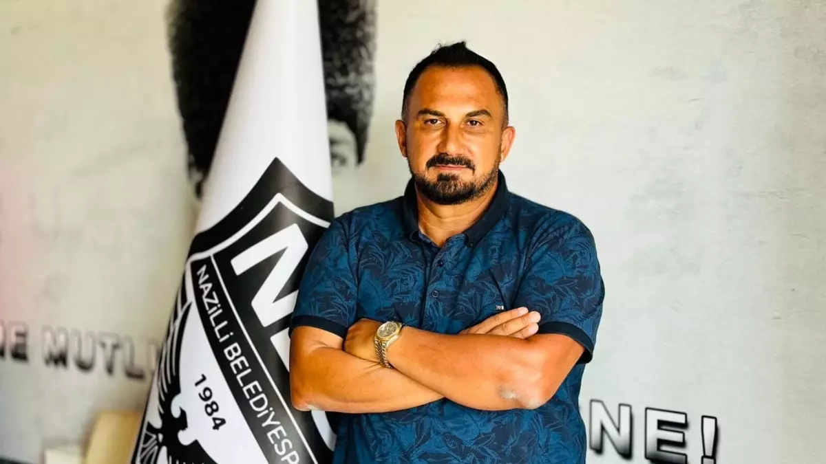 Nazillispor'da Teknik Direktör Yüksel Yeşilova Görevden Ayrıldı