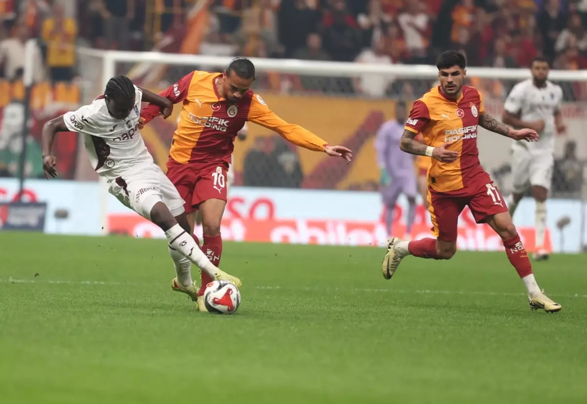 Trabzonspor, Galatasaray Deplasmanında 0-0 Berabere Kalarak Puanını 23'e Yükseltti