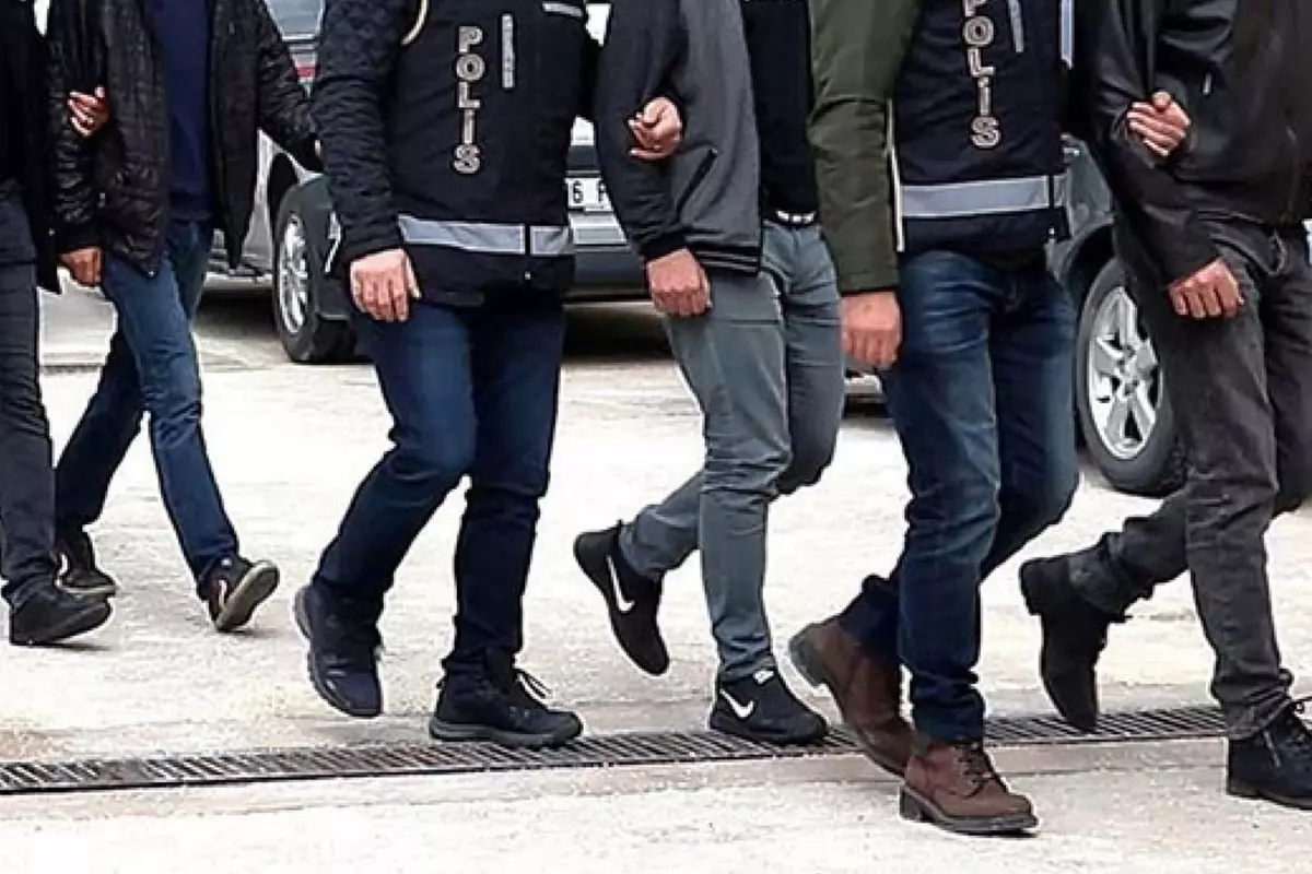 100 milyon liralık vurgun yapan 'Ölüler Çetesi' çökertildi