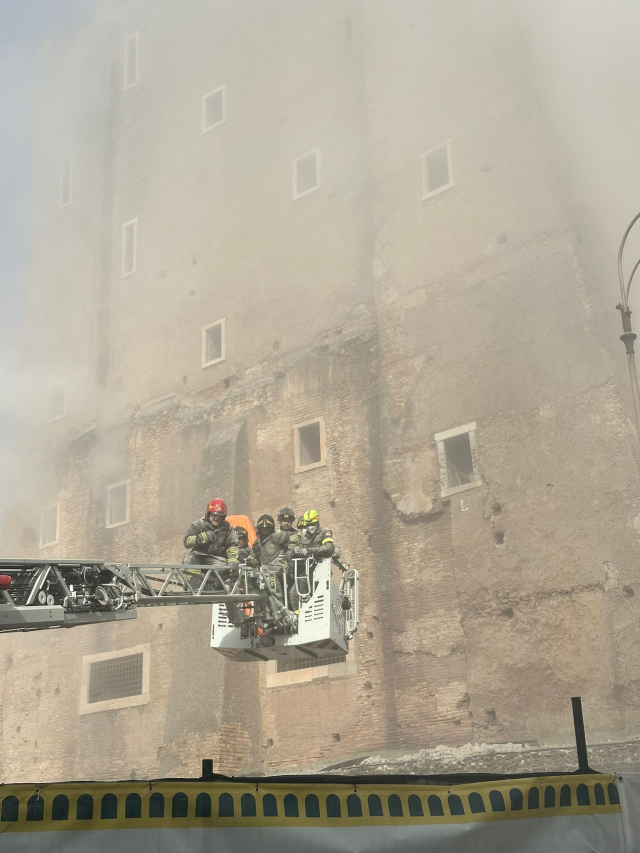 800 yildir ayaktaydi restorasyonu yapilan tarihi 19215128 4403 m