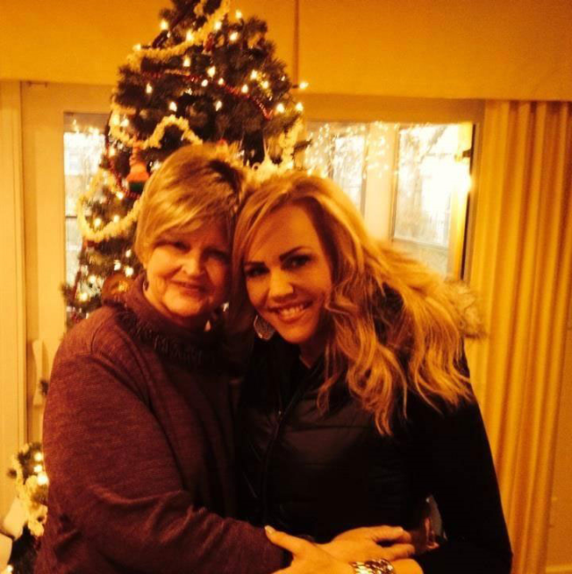 abd yi sarsan olay unlu spiker annesini 19215437 6092 m