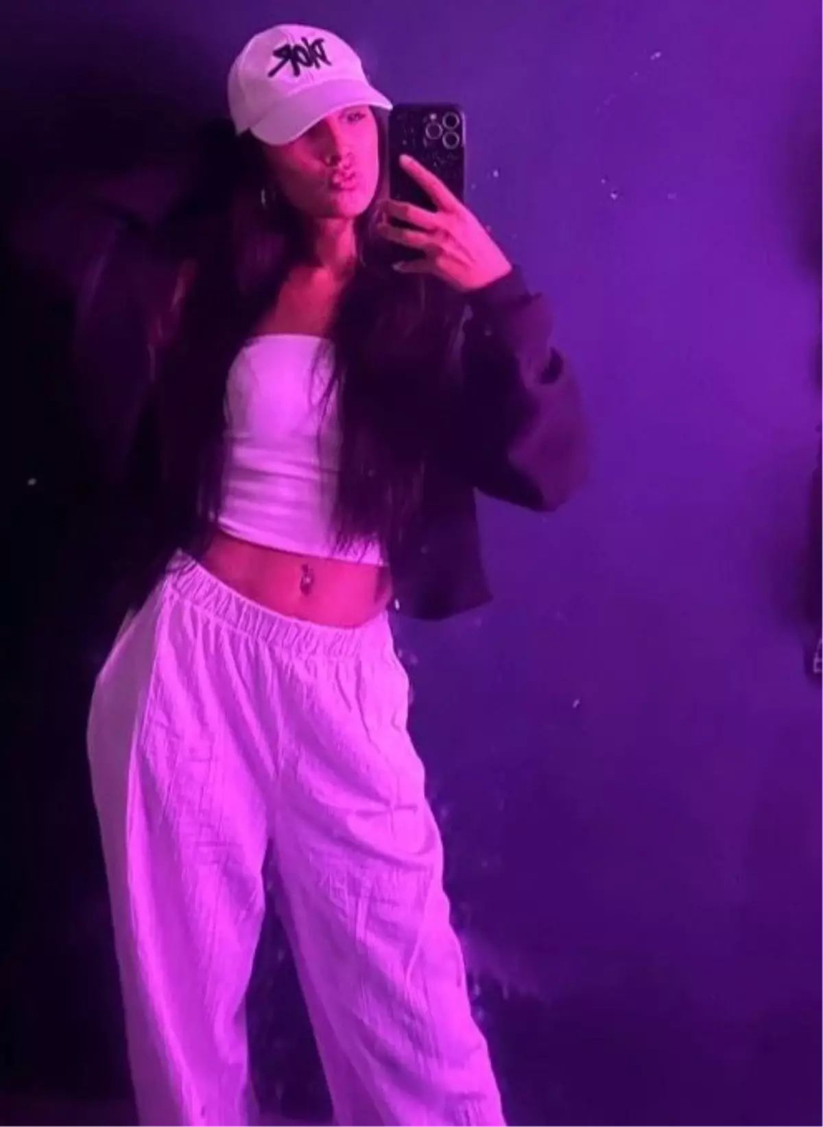 Bağcılar'da Kafe Tartışması Kanlı Bitti: Genç Kız Bıçaklanarak Öldürüldü