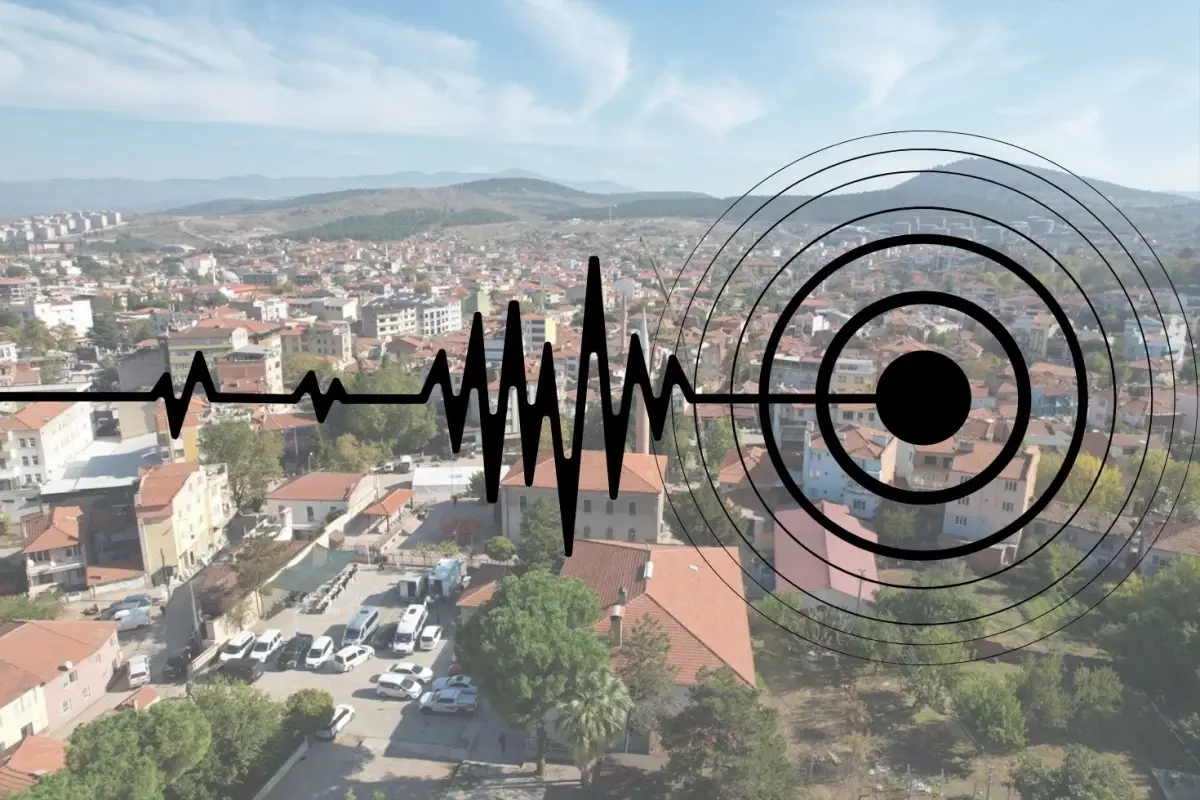Balıkesir beşik gibi sallanıyor! 4.9'luk bir deprem daha