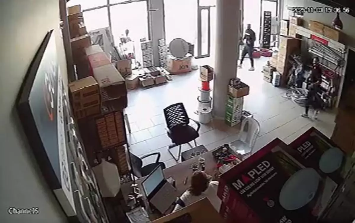 Balıkesir'de 4.9 Büyüklüğünde Deprem, Bursa'da Panik Yarattı