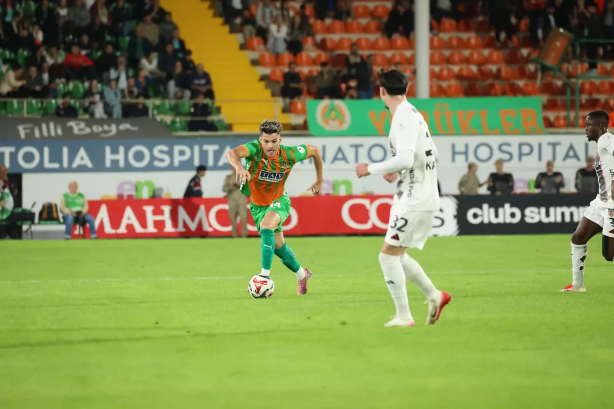 Süper Lig'de Golsüz Beraberlik: Corendon Alanyaspor - Gaziantep FK