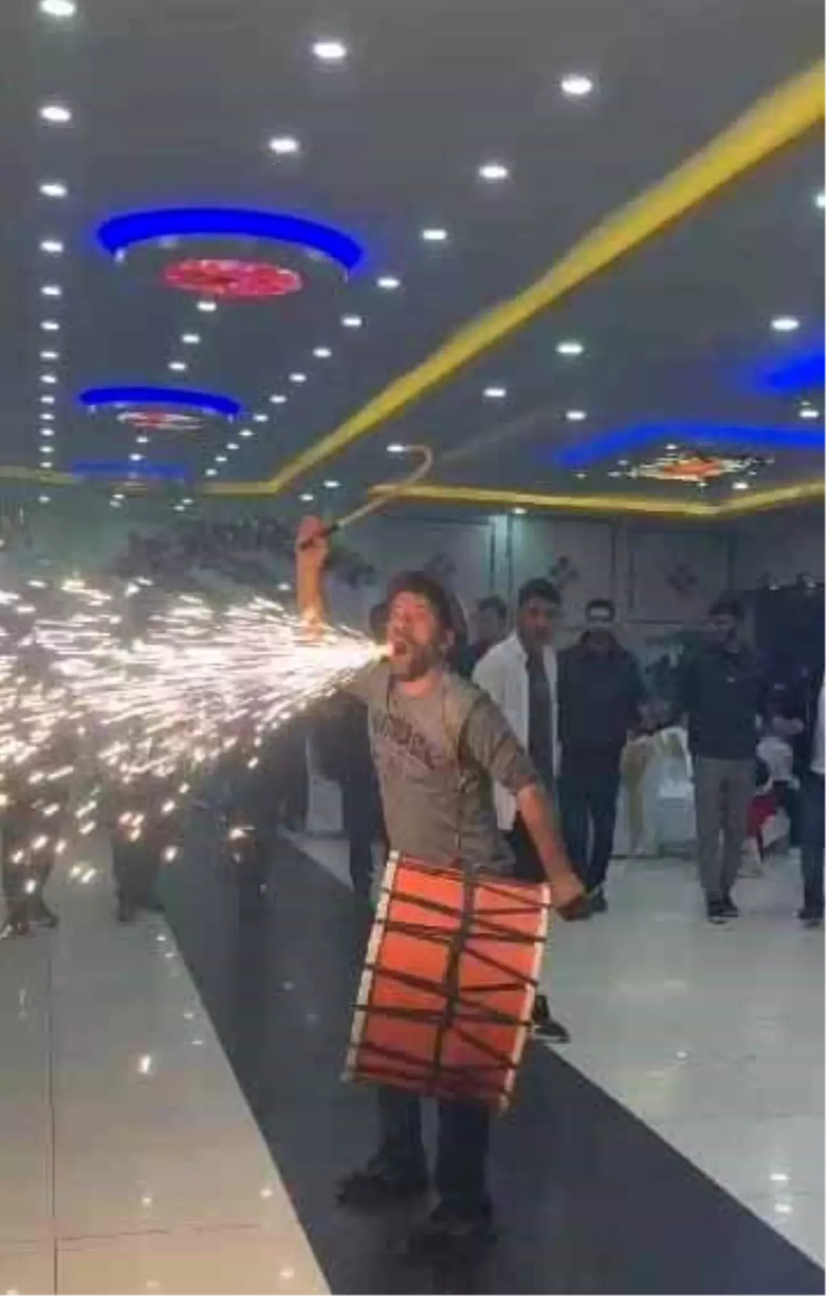 Kosovalı Mami Can, Elazığ Düğünlerine Renk Katıyor