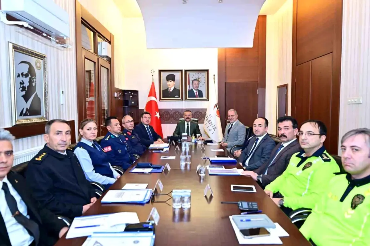 Eskişehir'de İl Güvenlik ve Asayiş Koordinasyon Toplantısı Gerçekleştirildi