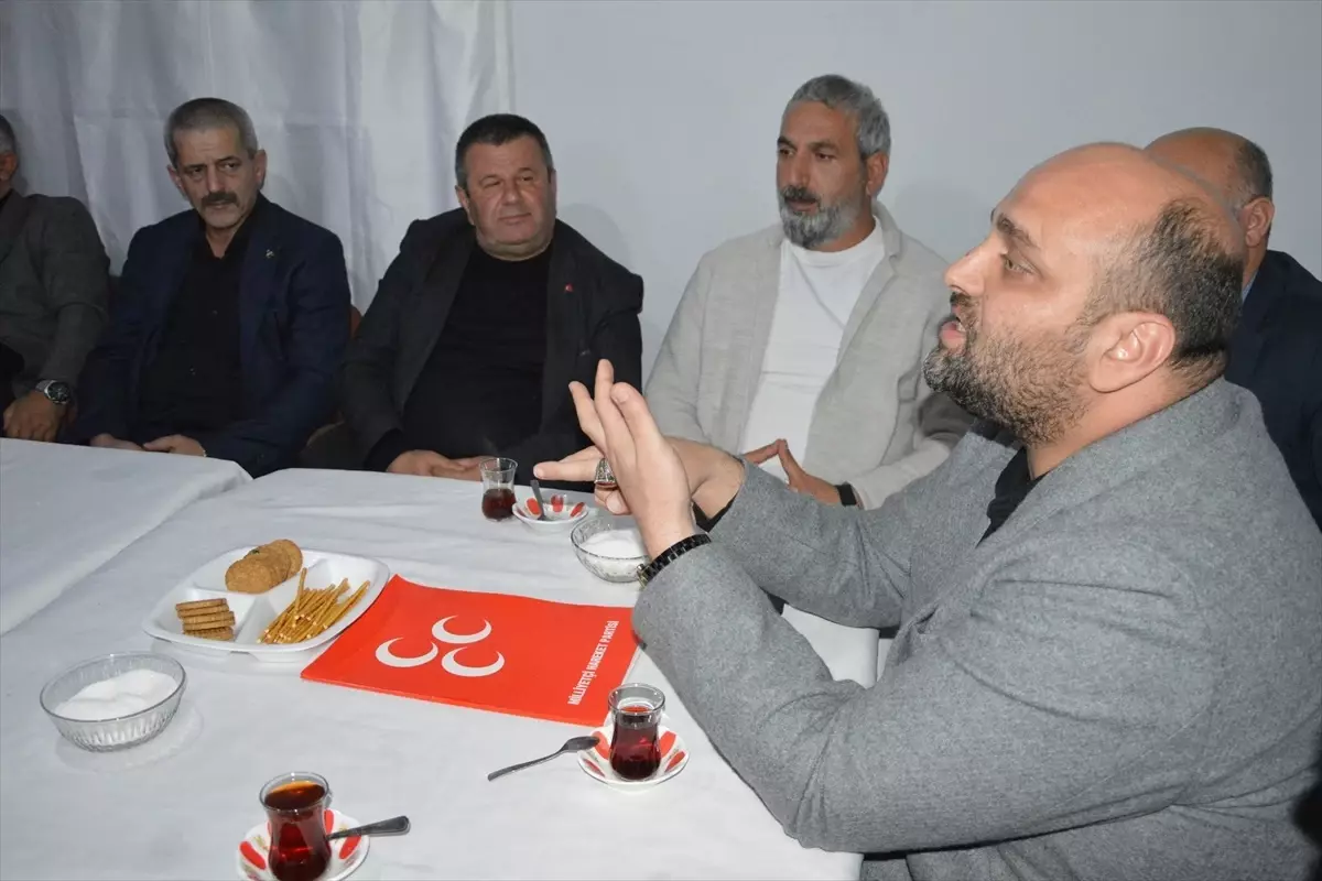 MHP, 'Hayırlı Günler Komşum' Temalı Ziyaretlerle Vatandaşlarla Buluşuyor