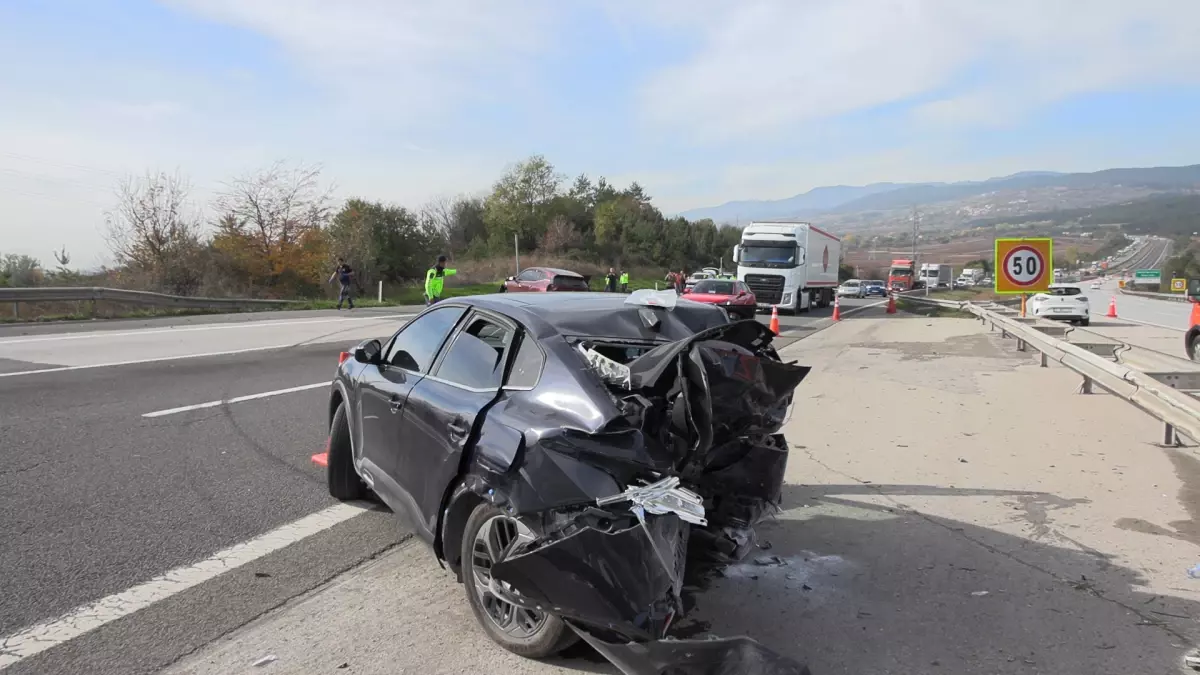 Bolu'da Otomobil Kazası: 9 Yaşındaki Çocuk Hayatını Kaybetti