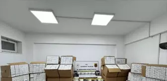 Hendek'te Kaçak Tütün Operasyonu: 32 Bin 800 Dolu Makaron Ele Geçirildi