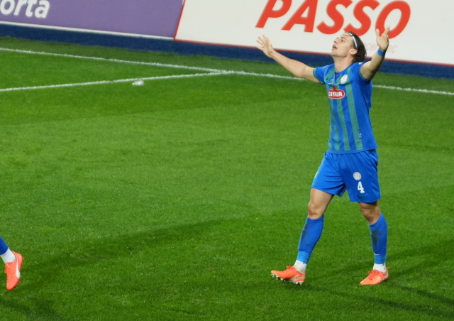 Süper Lig'de bugün oynanan 3 maçta yalnızca 2 gol atıldı