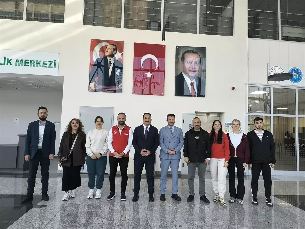 Gençlik ve Spor İl Müdürü Çelik'ten Akyurt İlçe Müdürü Poyrazoğlu'na Ziyaret