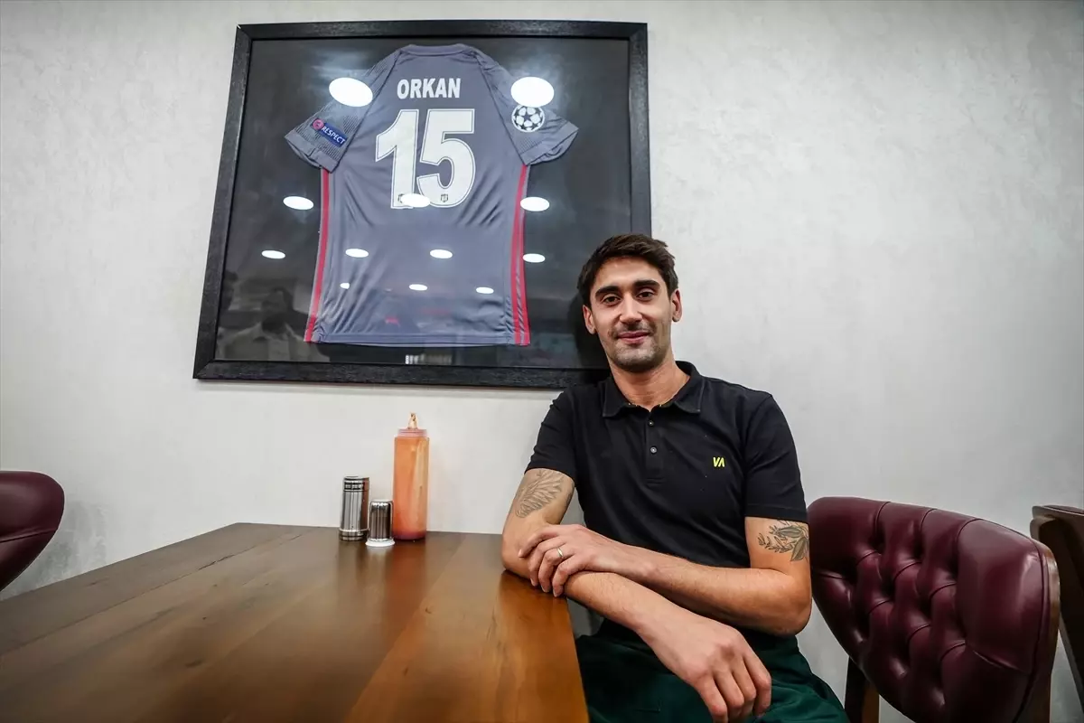 Orkan Çınar Futbol Kariyerini Noktayı Koydu, Dönercilik İşine Girdi