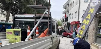 Edirne'de Trafik Denetimi: Engelleyici Malzemeler Toplandı