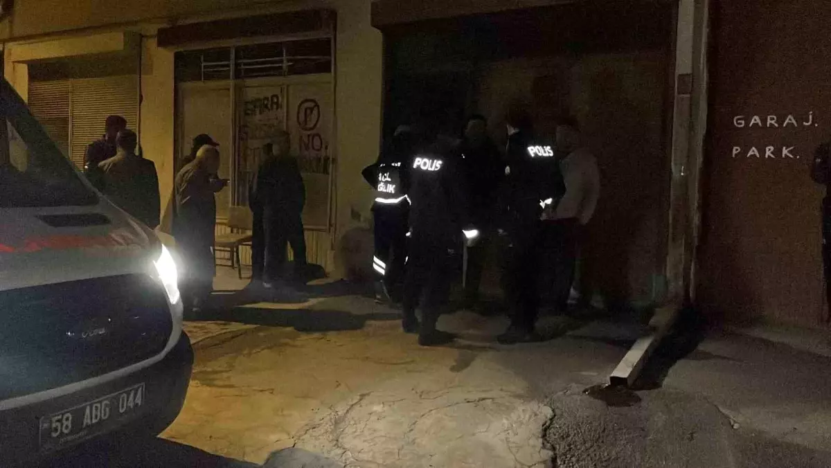 Sivas'ta Yaşlı Adam Otomobilinde Ölü Bulundu