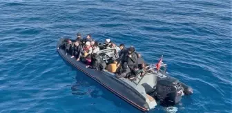 İzmir Urla Açıklarında 28 Düzensiz Göçmen Yakalandı