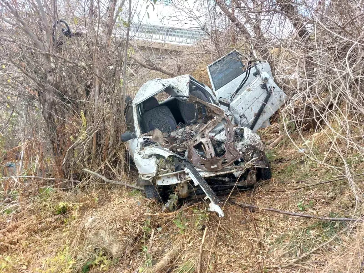 Kahramanmaraş'ta Trafik Kazası: Anne Hayatını Kaybetti, Oğlu Yaralı