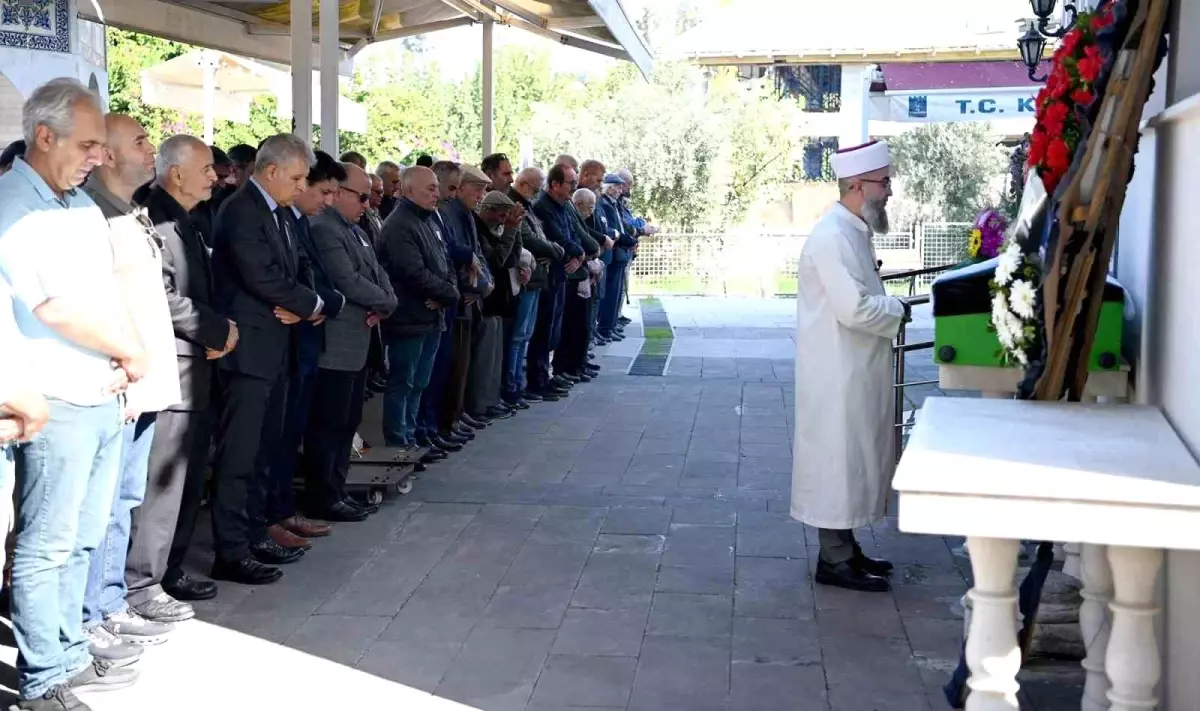 Kuşadası'nda Doktor Selda Solmaz'ın Cenazesi Düzenlendi