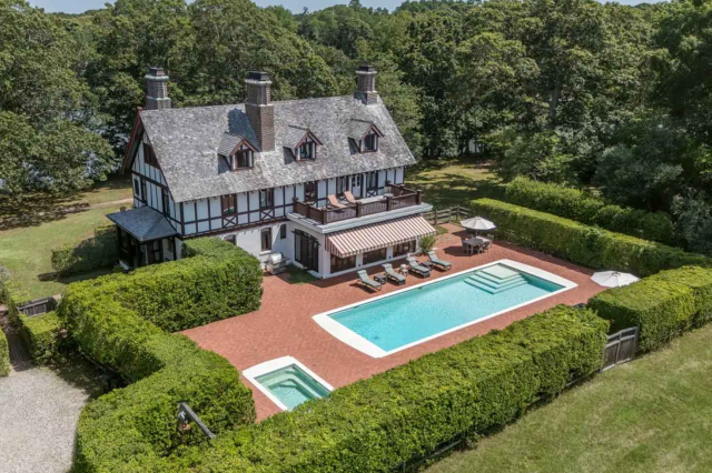 Louis C.K. sold his historic mansion at a record price
