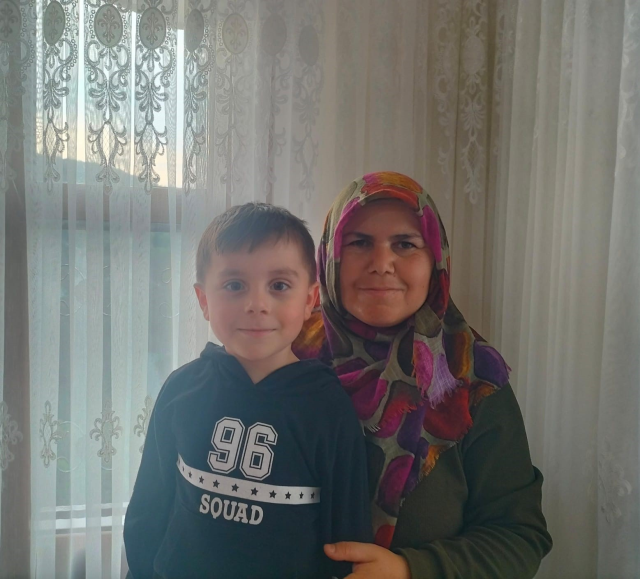 mantar toplamak icin evden cikan anne ve oglu 19216230 2644 m