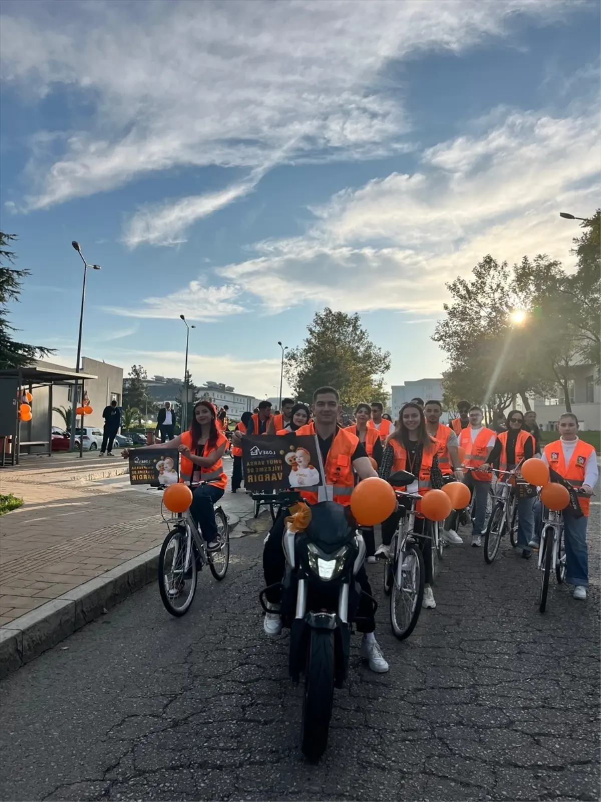 Samsun'da Lösemili Çocuklara Destek İçin 'Umut İçin Sür' Etkinliği Düzenlendi