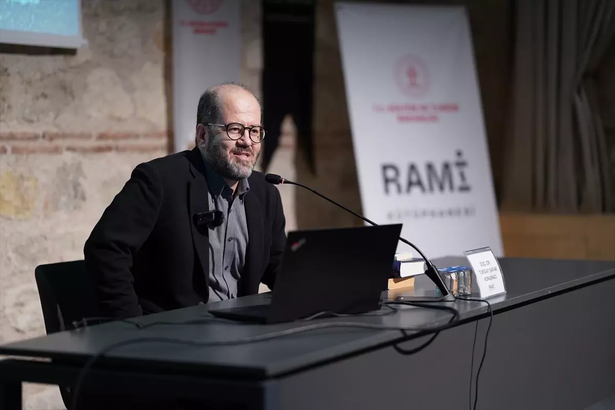Rami Kütüphanesi'nde Klasik Edebiyat Söyleşileri Başladı