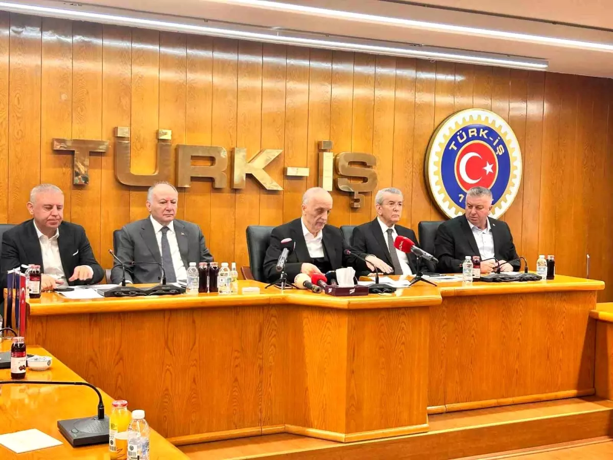 TÜRK-İŞ Asgari Ücret Komisyonu'na Katılmayacak