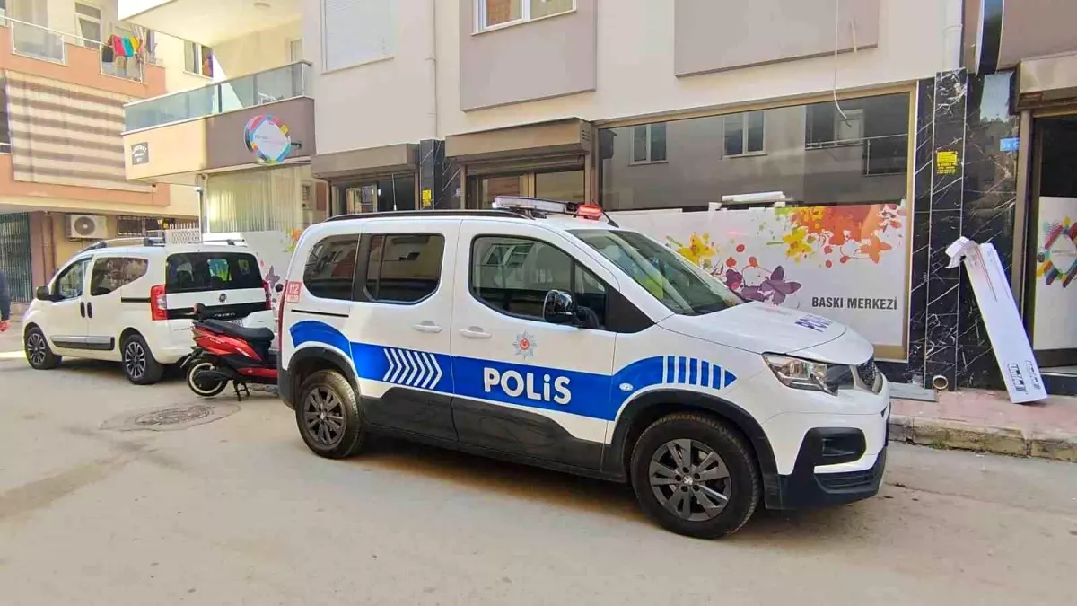 Antalya'da Yalnız Yaşayan 78 Yaşındaki Adam Evinde Ölü Bulundu