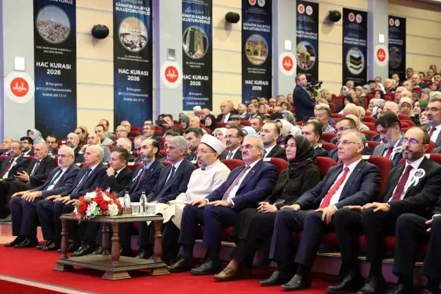 Hac kurasında ismi çıkan hacı adayları gözyaşlarına boğuldu 5 hac kurasinda ismi cikan haci adaylari sevinc 6 19221861 o