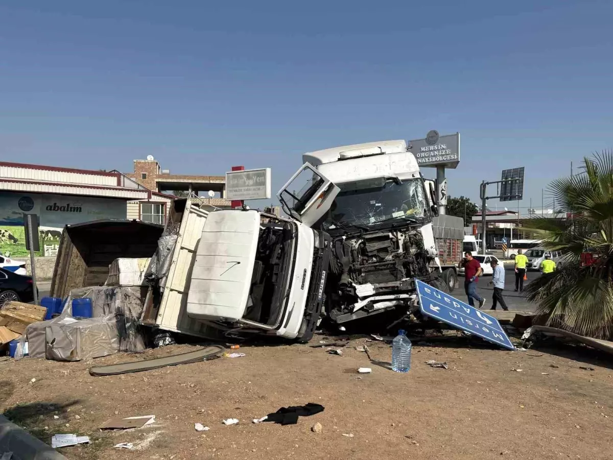 Mersin'de Zincirleme Trafik Kazası: 2 Yaralı