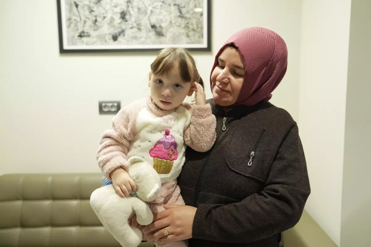 2 Yaşındaki Melike Nur'un Hayatı Karaciğer Nakli ile Kurtarıldı