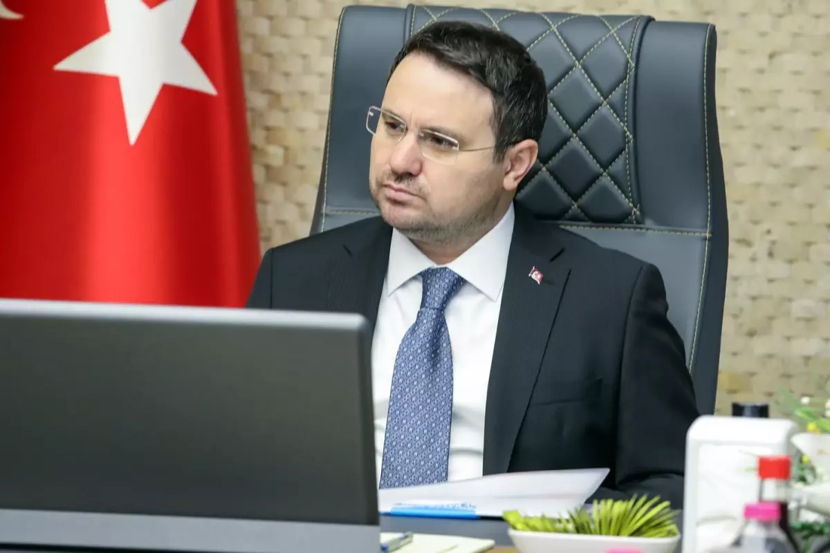 Akın Gürlek&apos;ten Özgür Özel&apos;e 500 bin liralık tazminat davası