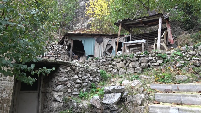 amasya da defineciler tarafindan kazilan tunel 19225764 3036 m