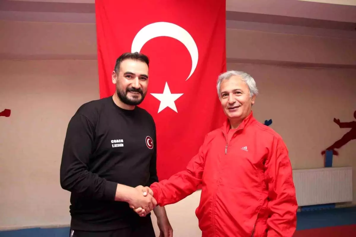 Ekrem Keskin'den Sıtkı Toksoy'a Vefa Ziyareti