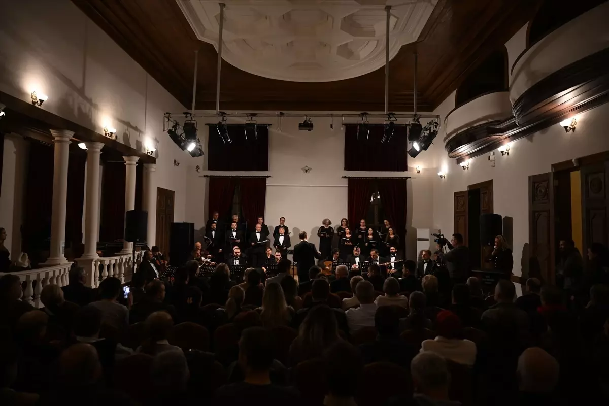 Edirne Devlet Türk Müziği Topluluğu'ndan 'Edirneli Bestekarlar' Konseri