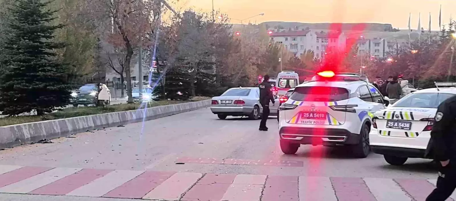 Erzurum'da Trafik Kazası: 3 Yaralı