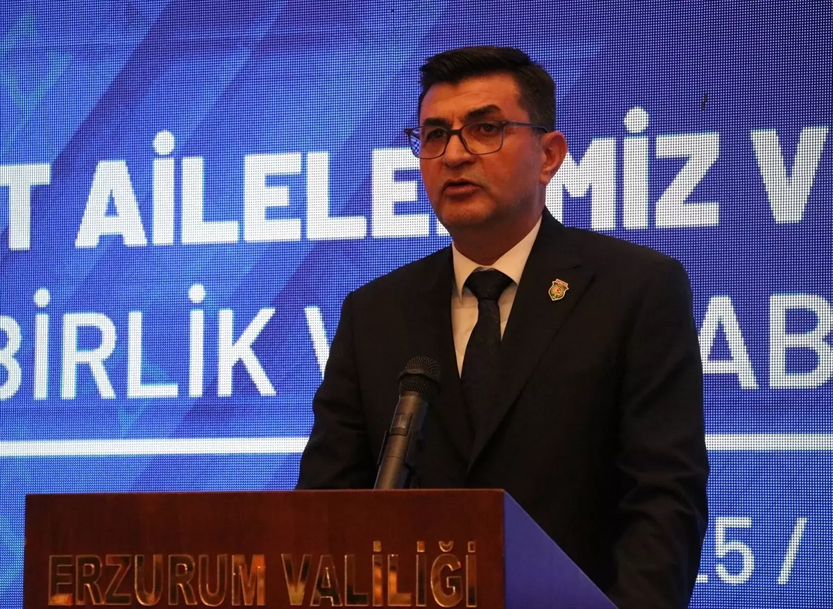 Erzurum'da 'Şehit Ailelerimiz ve Gazilerimizle Milli Birlik ve Beraberlik Buluşması' programı düzenlendi