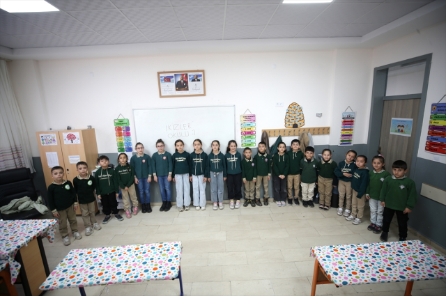 Eşi benzeri yok! Aynı okulda 21 ikiz eğitim görüyor 3 esi benzeri yok ayni okulda 21 ikiz egitim 19220864 3670 m