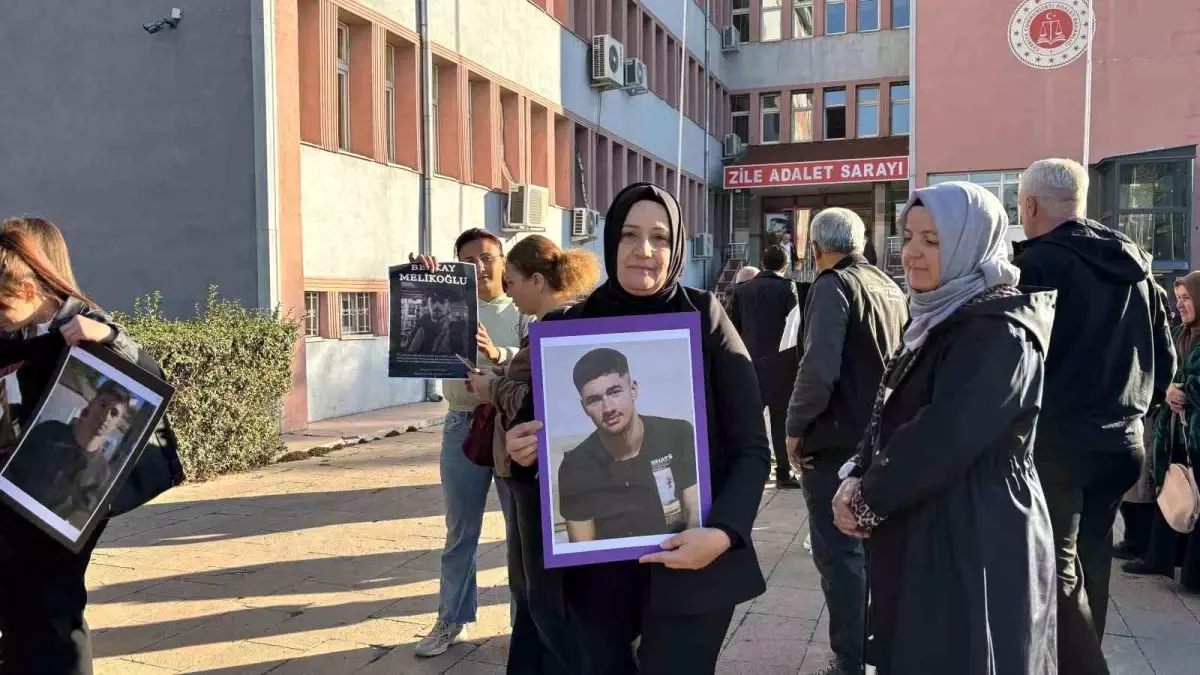 Berkay Melikoğlu'nun Ailesi Sanık Avukatının Taleplerine Tepki Gösterdi