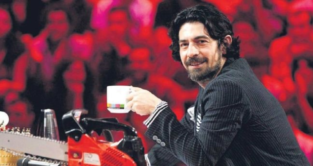 Okan Bayülgen kimdir? Okan Bayülgen kaç yaşında, nereli, kariyeri?