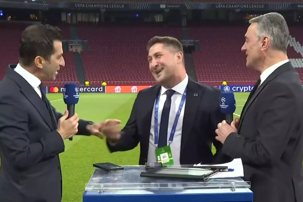 Sabri Sarıoğlu'ndan maç sonuna damga vuran hareket