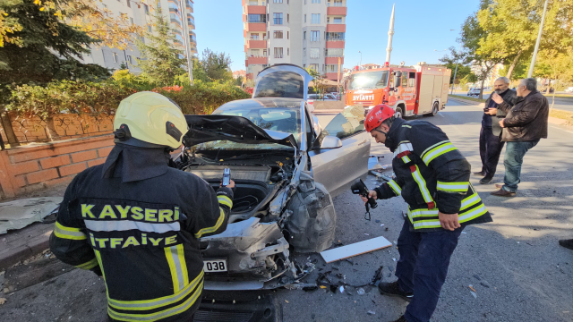 tesla ile hiz denerken araci perte cikardi 19223533 2449 m