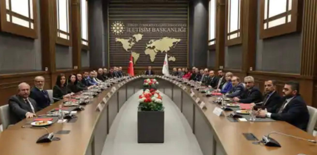 Türkiye Basın Federasyonu, medyanın sorunlarını Burhanettin Duran'a aktardı