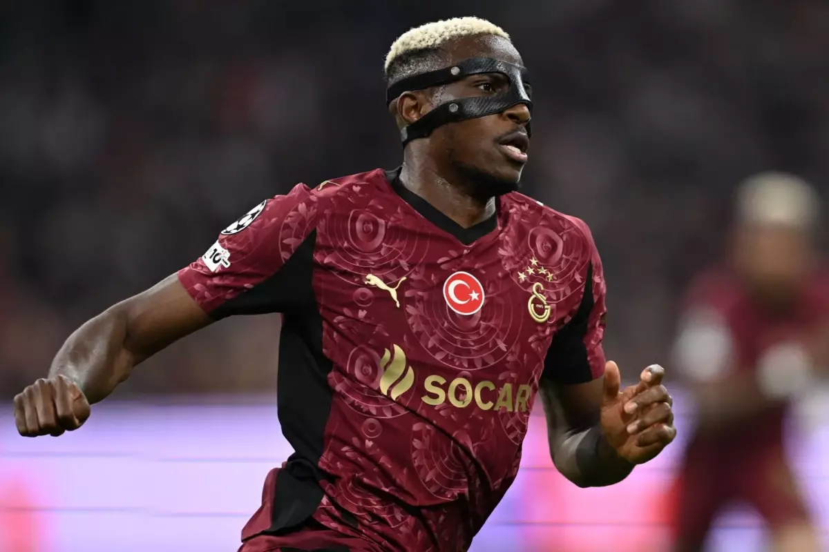 Victor Osimhen, Ajax'a attığı gollerle tarih yazmaya devam ediyor
