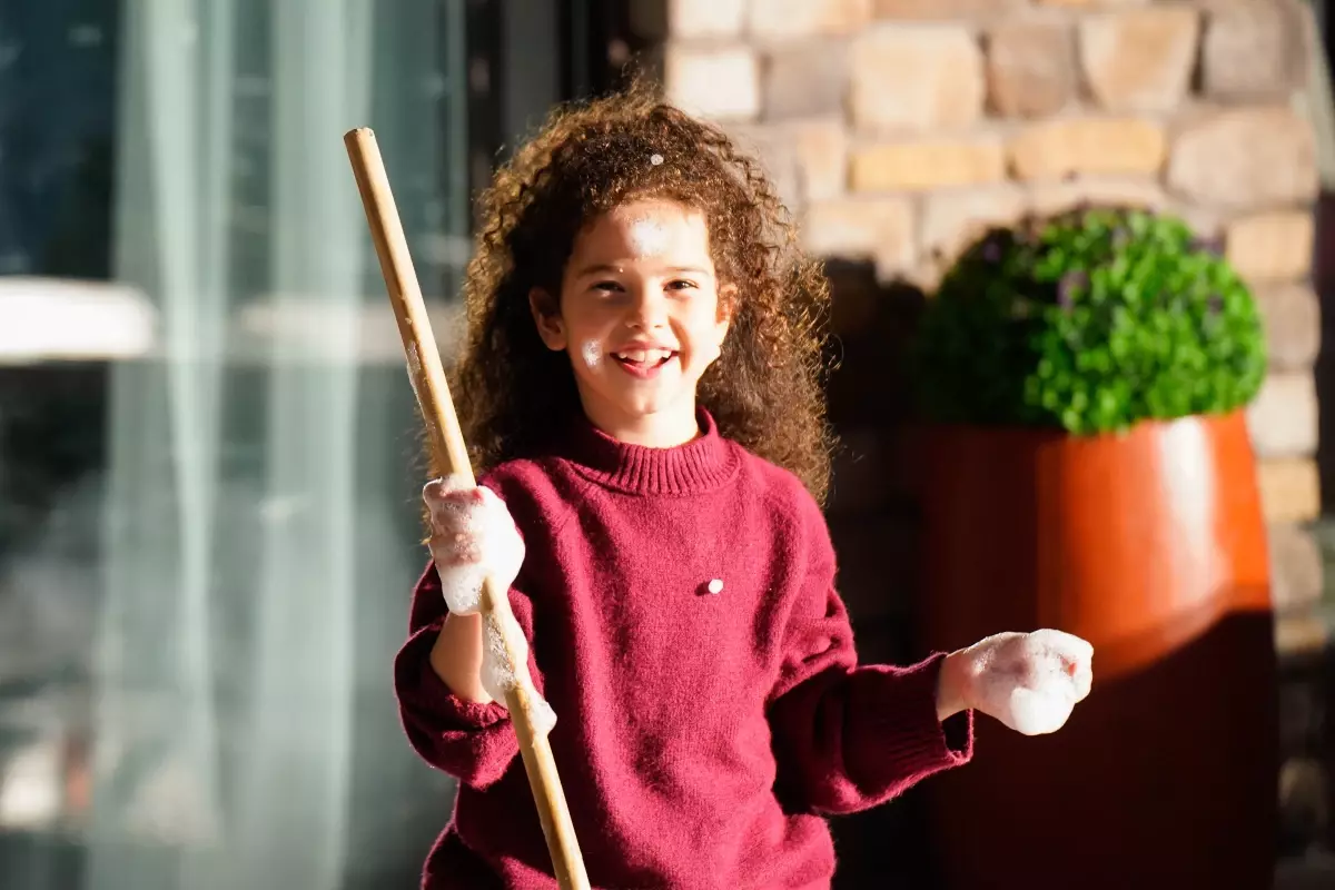 Güller ve Günahlar'da Kahkaha Dolu Terapi Seansı