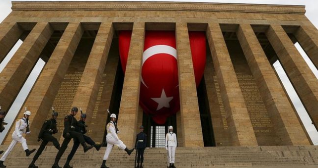 10 Kasım resmi tatil mi? 10 Kasım Atatürk'ü anma törenleri yapılacak mı, ne zaman yapılacak? 10 Kasım resmi tatil mi? 10 Kasım Atatürk'ü anma törenleri yapılacak mı, ne zaman yapılacak?